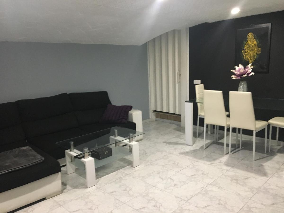 הוילה Vilanova i la Geltrú Casa El Rincon De La Geltru מראה חיצוני תמונה
